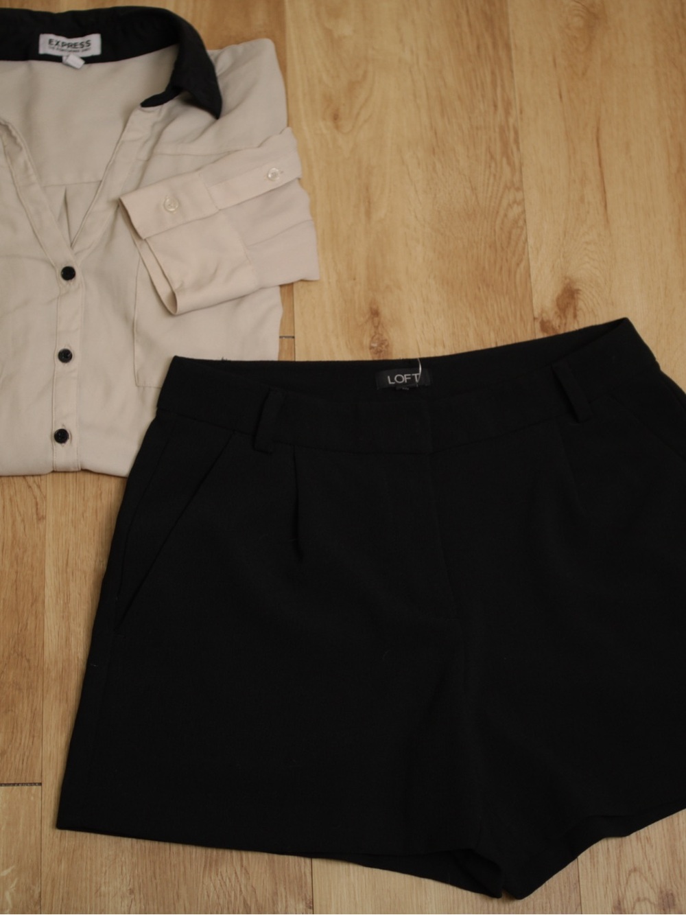 LOFT Black High-Waist Tailored Shorts